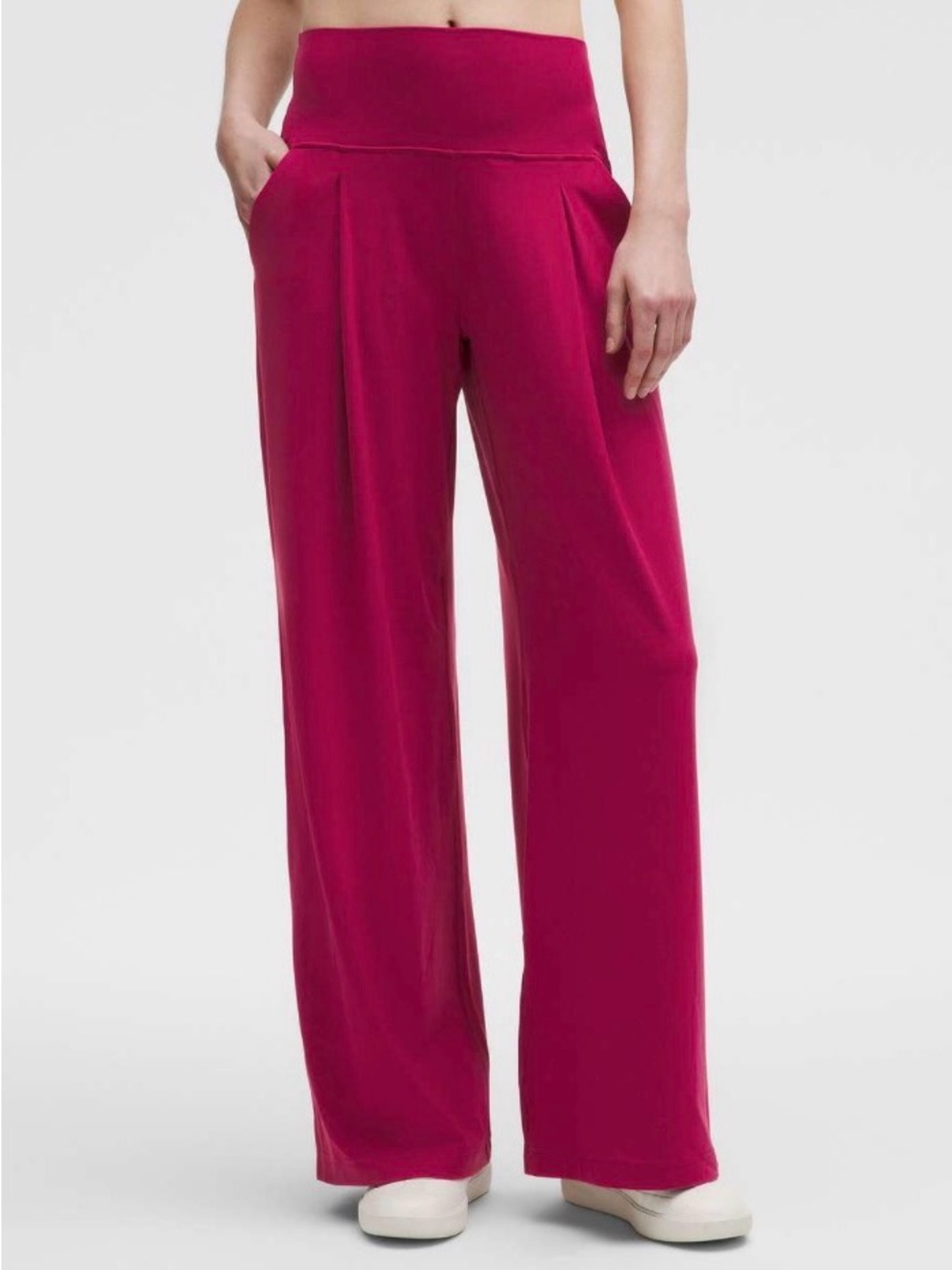 Lululemon Align Palazzo Pant in 
Magenta Smoke, Size 6